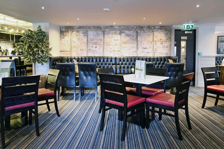 The Angel Hotel Wetherspoon Whitby Exterior photo
